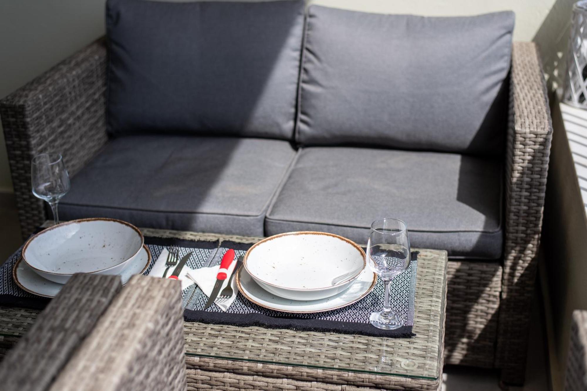 Demi'S Apartments Near Athen'S Airport Artemida  Exterior foto